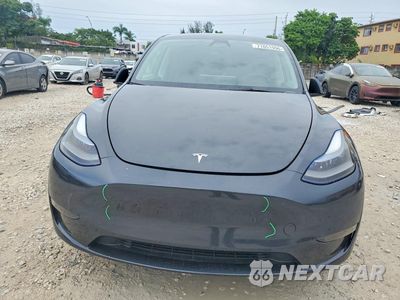 Piąte zdjęcie samochodu w środku: 2024 TESLA MODEL Y VIN:7SAYGDED3RF005048 - miniatura