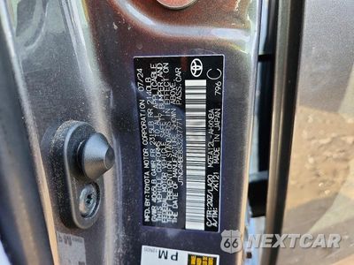 Zdjęcie 12 z 12 samochodu: 2025 TOYOTA COROLLA XSE VIN:JTNC4MBE8S3237771 - miniatura