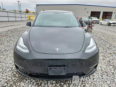 Piąte zdjęcie samochodu w środku: 2023 TESLA MODEL Y VIN:7SAYGDEE1PA053344 - miniatura