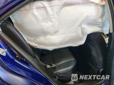 Zdjęcie 10 z 12 samochodu: 2018 TOYOTA COROLLA SE VIN:5YFBURHE6JP834198 - miniatura