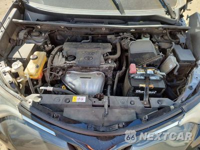 Zdjęcie 12 z 13 samochodu: 2017 TOYOTA RAV4 XLE VIN:JTMRFREV3HJ708554 - miniatura