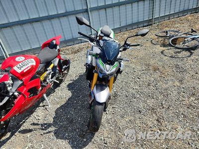 Drugie zdjęcie samochodu z przodu: 2025 KAWASAKI ZR900 T VIN:ML5ZRDT18SDA00393 - miniatura