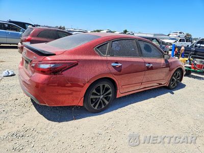 Trzecie zdjęcie samochodu z tyłu: 2017 NISSAN ALTIMA 2.5 SR VIN:1N4AL3AP6HC207484 - miniatura