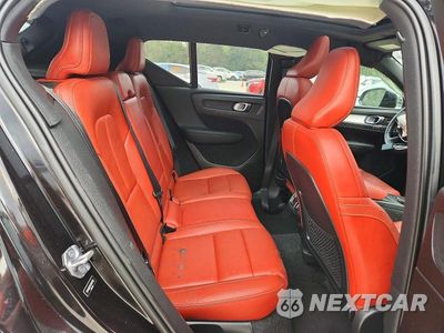 Zdjęcie 11 z 14 samochodu: 2019 VOLVO XC40 T5 MOMENTUM VIN:YV4162XZ7K2007292 - miniatura