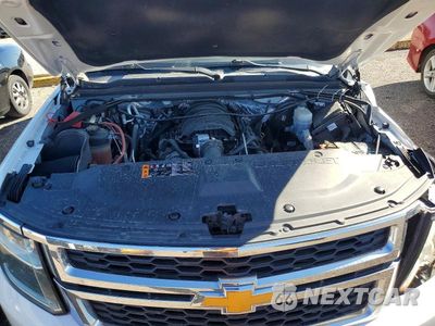 Zdjęcie 12 z 13 samochodu: 2018 CHEVROLET SUBURBAN K1500 LT VIN:1GNSKHKC1JR243989 - miniatura