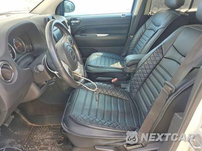 Zdjęcie 7 z 13 samochodu: 2014 JEEP COMPASS LATITUDE VIN:1C4NJCEB3ED503262 - miniatura