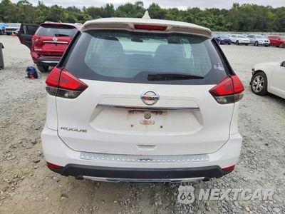 Zdjęcie 6 z 13 samochodu: 2017 NISSAN ROGUE S VIN:5N1AT2MT5HC799629 - miniatura