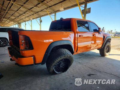 Trzecie zdjęcie samochodu z tyłu: 2022 RAM 1500 TRX VIN:1C6SRFU96NN148679 - miniatura