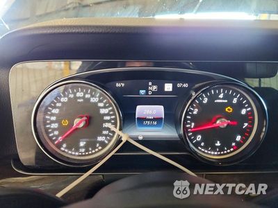 Zdjęcie 9 z 12 samochodu: 2017 MERCEDES-BENZ E 300 4MATIC VIN:WDDZF4KB9HA018522 - miniatura