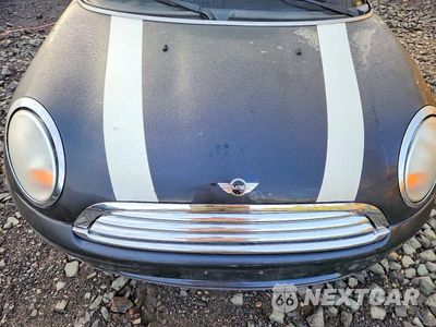 Zdjęcie 11 z 12 samochodu: 2008 MINI COOPER VIN:WMWMF33558TT62860 - miniatura