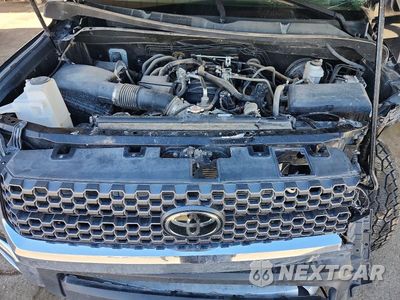Zdjęcie 11 z 12 samochodu: 2018 TOYOTA TUNDRA SR5 VIN:5TFRM5F12JX130024 - miniatura