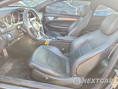 Zdjęcie 7 z 12 samochodu: 2013 MERCEDES-BENZ C 250 VIN:WDDGJ4HB7DF957937 - miniatura