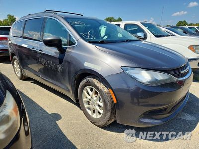 Czwarte zdjęcie samochodu z boku: 2021 CHRYSLER VOYAGER LXI VIN:2C4RC1DG2MR505643 - miniatura