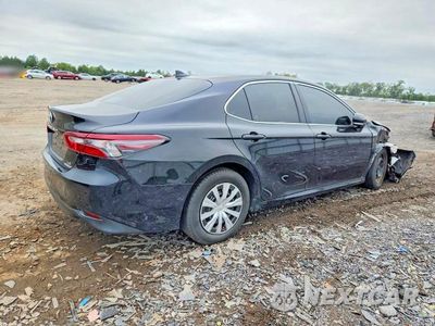 Trzecie zdjęcie samochodu z tyłu: 2021 TOYOTA CAMRY LE VIN:4T1C31AK6MU021102 - miniatura