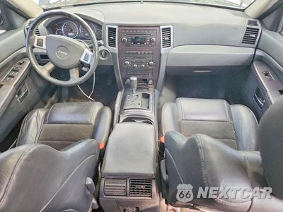 Zdjęcie 8 z 13 samochodu: 2008 JEEP GRAND CHEROKEE SRT-8 VIN:1J8HR78348C174690 - miniatura