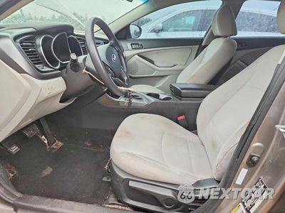 Zdjęcie 7 z 12 samochodu: 2013 KIA OPTIMA LX VIN:5XXGM4A77DG238535 - miniatura