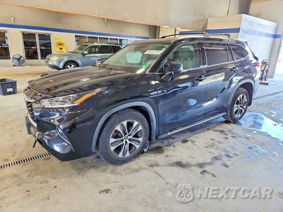 2021 TOYOTA HIGHLANDER XLE 5TDHZRBHXMS539518 - główne zdjęcie licytacji z USA - miniatura