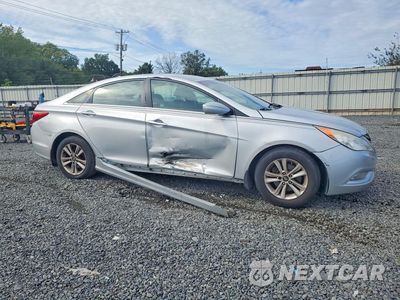 Czwarte zdjęcie samochodu z boku: 2013 HYUNDAI SONATA GLS VIN:5NPEB4AC1DH776209 - miniatura