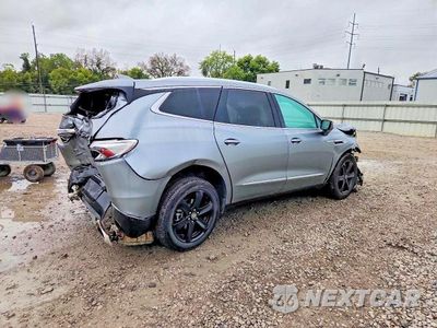Trzecie zdjęcie samochodu z tyłu: 2024 BUICK ENCLAVE ESSENCE VIN:5GAERBKW7RJ107645 - miniatura