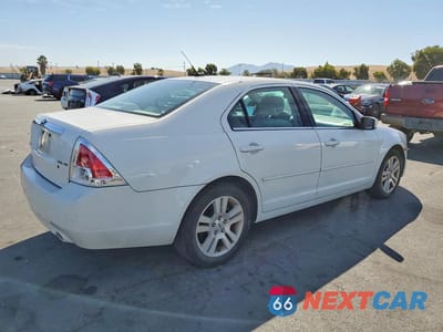 Trzecie zdjęcie samochodu z tyłu: 2008 FORD FUSION SEL VIN:3FAHP08178R211774 - miniatura