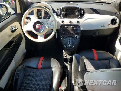 Zdjęcie 8 z 12 samochodu: 2019 FIAT 500 ELECTRIC VIN:3C3CFFGE5KT686322 - miniatura