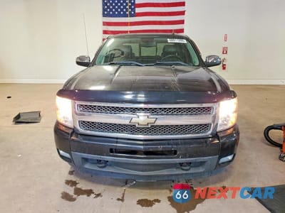 Piąte zdjęcie samochodu w środku: 2011 CHEVROLET SILVERADO K1500 LTZ VIN:3GCPKTE35BG330020 - miniatura