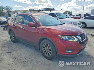 Czwarte zdjęcie samochodu z boku: 2018 NISSAN ROGUE SV VIN:5N1AT2MT0JC763126 - miniatura