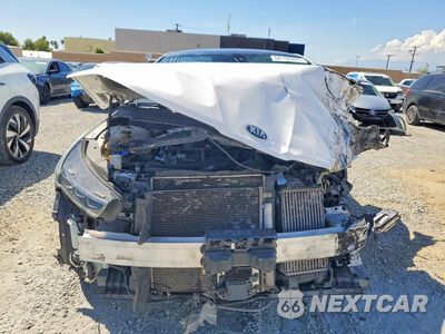 Piąte zdjęcie samochodu w środku: 2021 KIA K5 GT LINE VIN:5XXG64J21MG051435 - miniatura