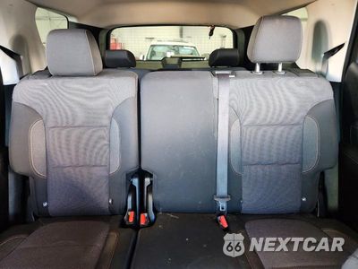 Zdjęcie 10 z 13 samochodu: 2020 CHEVROLET TRAVERSE LS VIN:1GNEVFKW9LJ109025 - miniatura