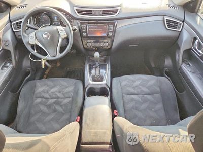 Zdjęcie 8 z 13 samochodu: 2016 NISSAN ROGUE SV VIN:5N1AT2MT7GC805106 - miniatura