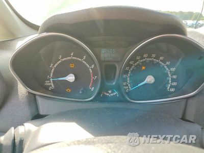 Zdjęcie 9 z 12 samochodu: 2015 FORD FIESTA SE VIN:3FADP4EJ3FM214482 - miniatura