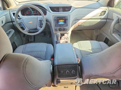 Zdjęcie 8 z 13 samochodu: 2016 CHEVROLET TRAVERSE LS VIN:1GNKRFED1GJ106188 - miniatura