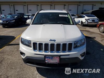 Piąte zdjęcie samochodu w środku: 2017 JEEP COMPASS LATITUDE VIN:1C4NJDEB4HD125303 - miniatura