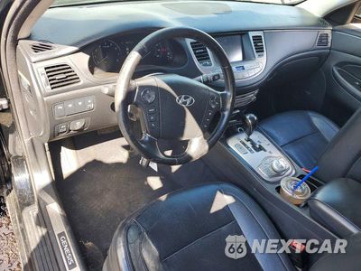 Zdjęcie 8 z 12 samochodu: 2013 HYUNDAI GENESIS 5.0L VIN:KMHGC4DH9DU257312 - miniatura