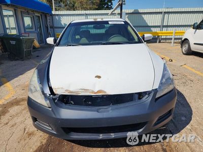 Piąte zdjęcie samochodu w środku: 2006 HONDA ACCORD EX VIN:1HGCM66546A034681 - miniatura