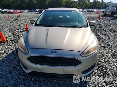 Piąte zdjęcie samochodu w środku: 2017 FORD FOCUS SE VIN:1FADP3F29HL221183 - miniatura