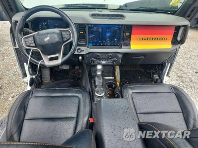 Zdjęcie 8 z 12 samochodu: 2021 FORD BRONCO BASE VIN:1FMEE5DP8MLA95001 - miniatura