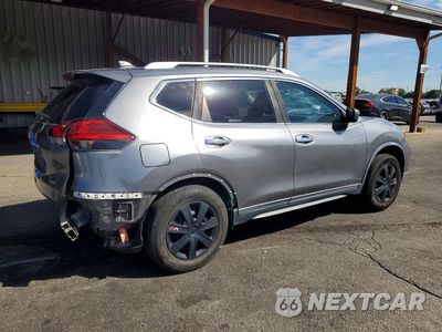 Trzecie zdjęcie samochodu z tyłu: 2017 NISSAN ROGUE S VIN:KNMAT2MV1HP553045 - miniatura
