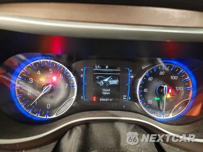 Zdjęcie 9 z 13 samochodu: 2018 CHRYSLER PACIFICA TOURING PLUS VIN:2C4RC1FG2JR101864 - miniatura