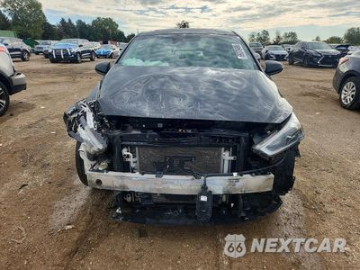 Piąte zdjęcie samochodu w środku: 2019 HYUNDAI IONIQ LIMITED VIN:KMHC85LCXKU111090 - miniatura