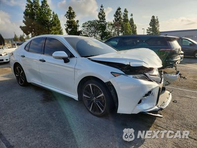 Czwarte zdjęcie samochodu z boku: 2019 TOYOTA CAMRY XSE VIN:4T1B61HK7KU832882 - miniatura