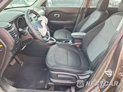 Zdjęcie 7 z 13 samochodu: 2018 KIA SOUL + VIN:KNDJP3A51J7603222 - miniatura