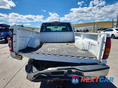 Zdjęcie 6 z 12 samochodu: 2002 GMC SIERRA K2500 HEAVY DUTY VIN:1GTHK29G72E210061 - miniatura