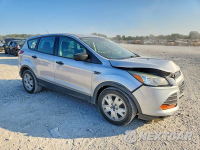 Czwarte zdjęcie samochodu z boku: 2016 FORD ESCAPE S VIN:1FMCU0F74GUC10055 - miniatura
