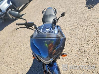 Piąte zdjęcie samochodu w środku: 2015 HONDA CTX700 D VIN:JH2RC6948FK100391 - miniatura