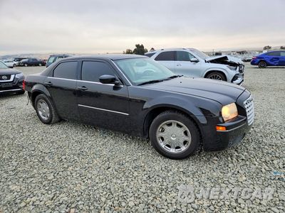 Czwarte zdjęcie samochodu z boku: 2006 CHRYSLER 300 TOURING VIN:2C3LA53G96H103748 - miniatura