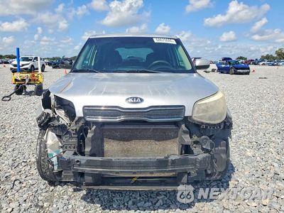 Piąte zdjęcie samochodu w środku: 2018 KIA SOUL + VIN:KNDJP3A52J7513321 - miniatura