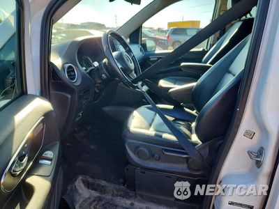 Zdjęcie 7 z 13 samochodu: 2016 MERCEDES-BENZ METRIS VIN:WD4PG2EE9G3123126 - miniatura