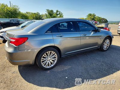 Trzecie zdjęcie samochodu z tyłu: 2012 CHRYSLER 200 LX VIN:1C3CCBAB2CN149747 - miniatura