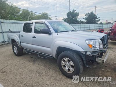 Czwarte zdjęcie samochodu z boku: 2009 TOYOTA TACOMA DOUBLE CAB PRERUNNER VIN:3TMJU62N69M072920 - miniatura